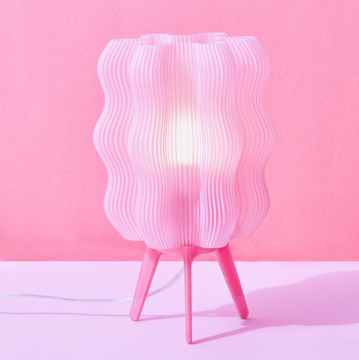 Wavy Sculptural Table Lamp