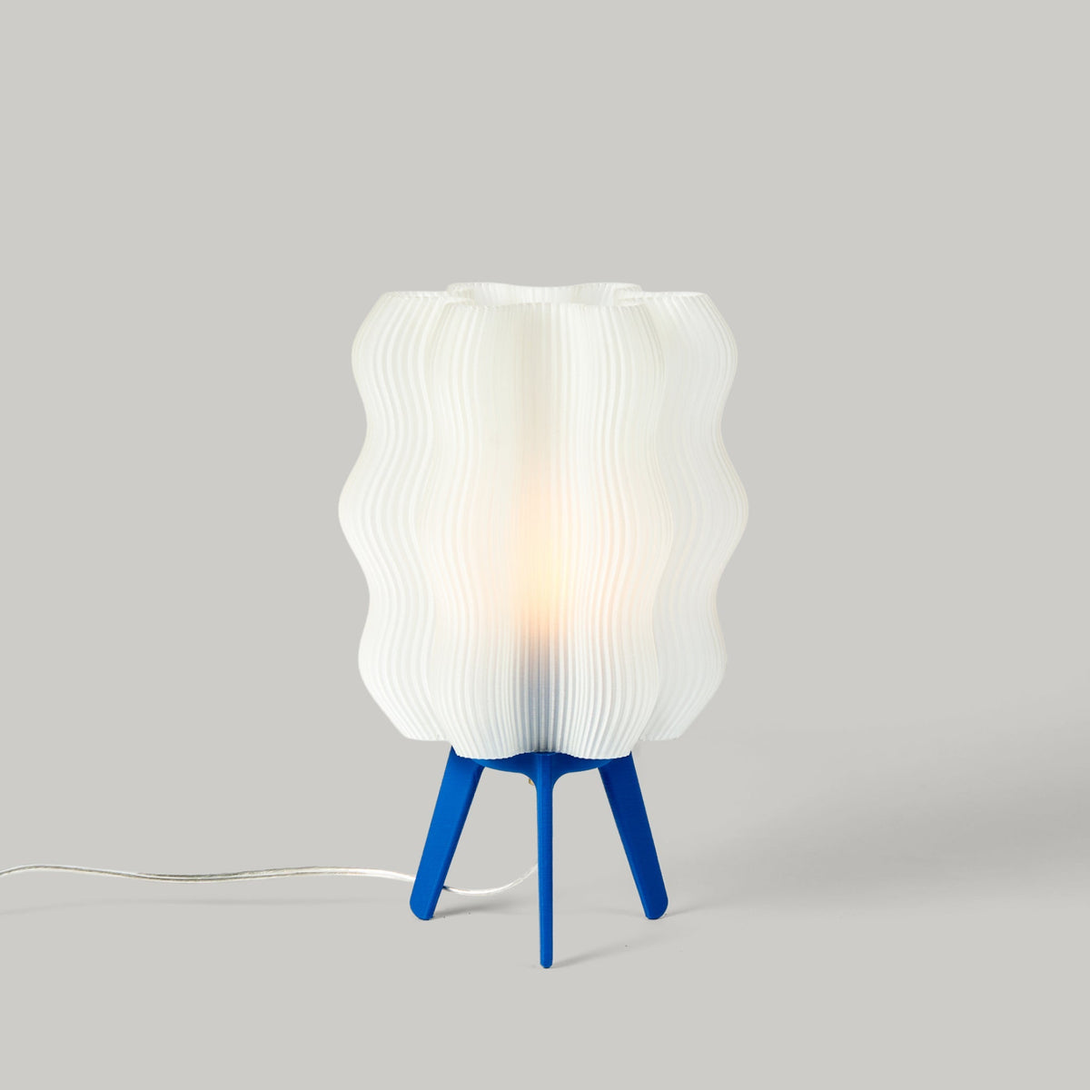 Wavy Sculptural Table Lamp