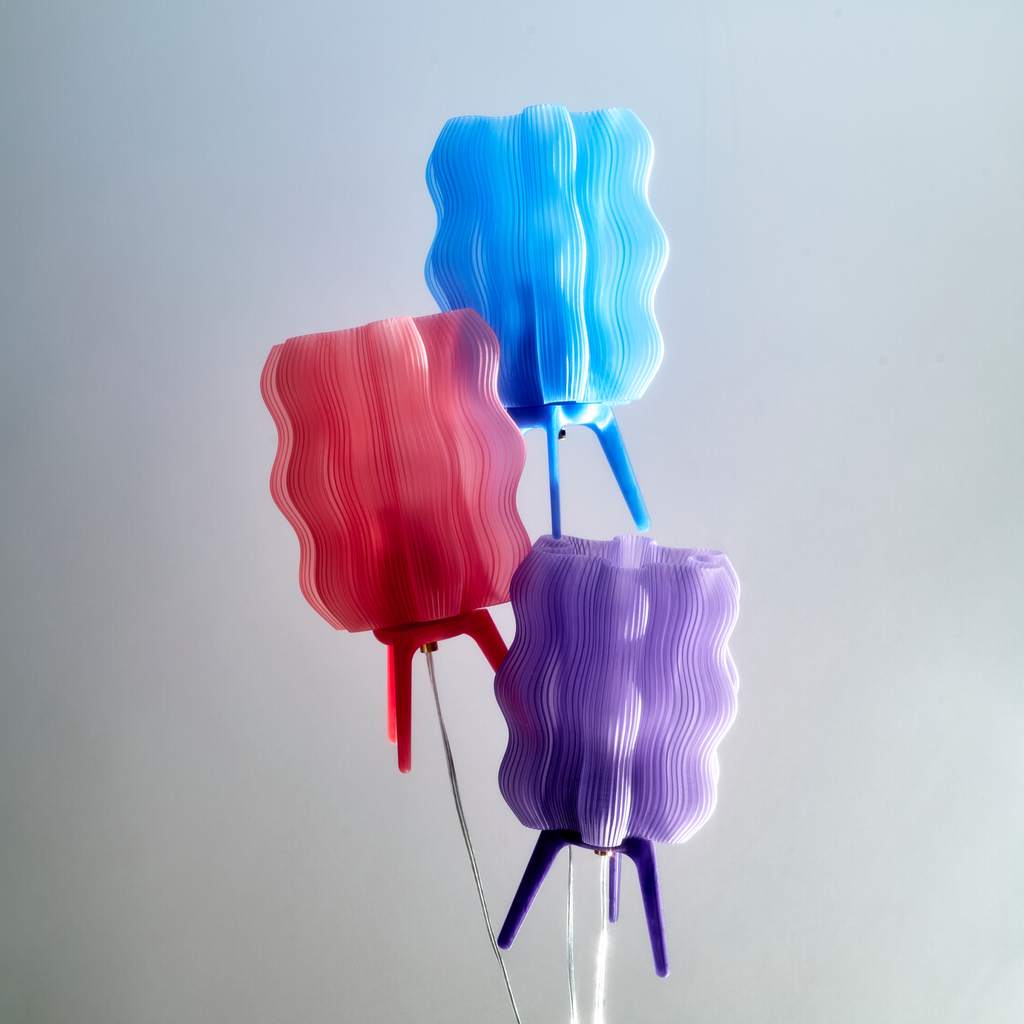 Wavy Sculptural Table Lamp