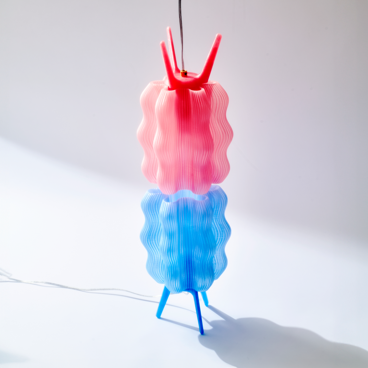 Wavy Sculptural Table Lamp