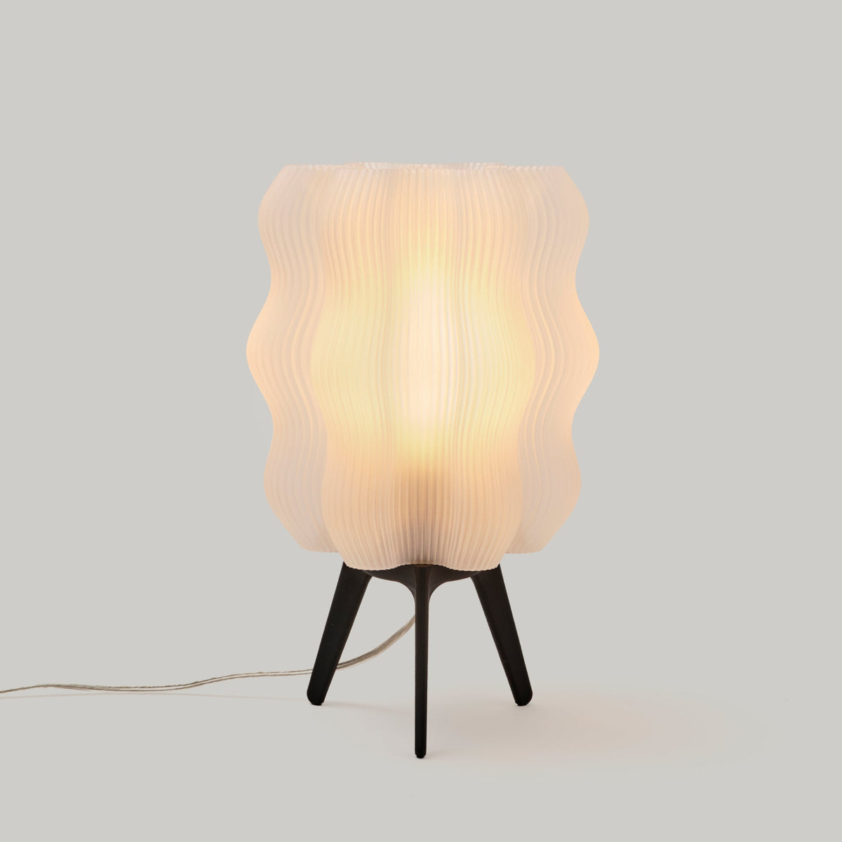 Wavy Sculptural Table Lamp